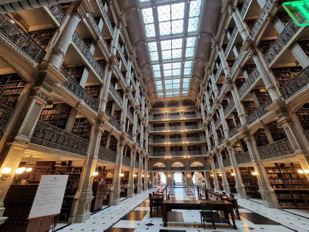 This photo shows the George Peabody library as described