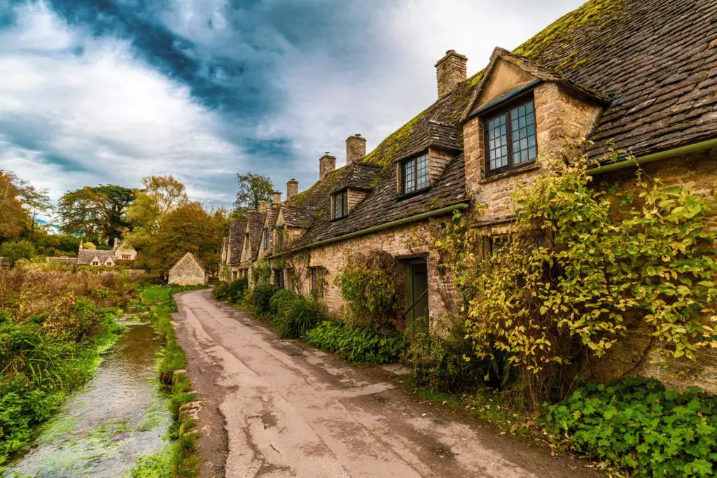A photo of a scenic street in the town of Bibury, Costwold UK.