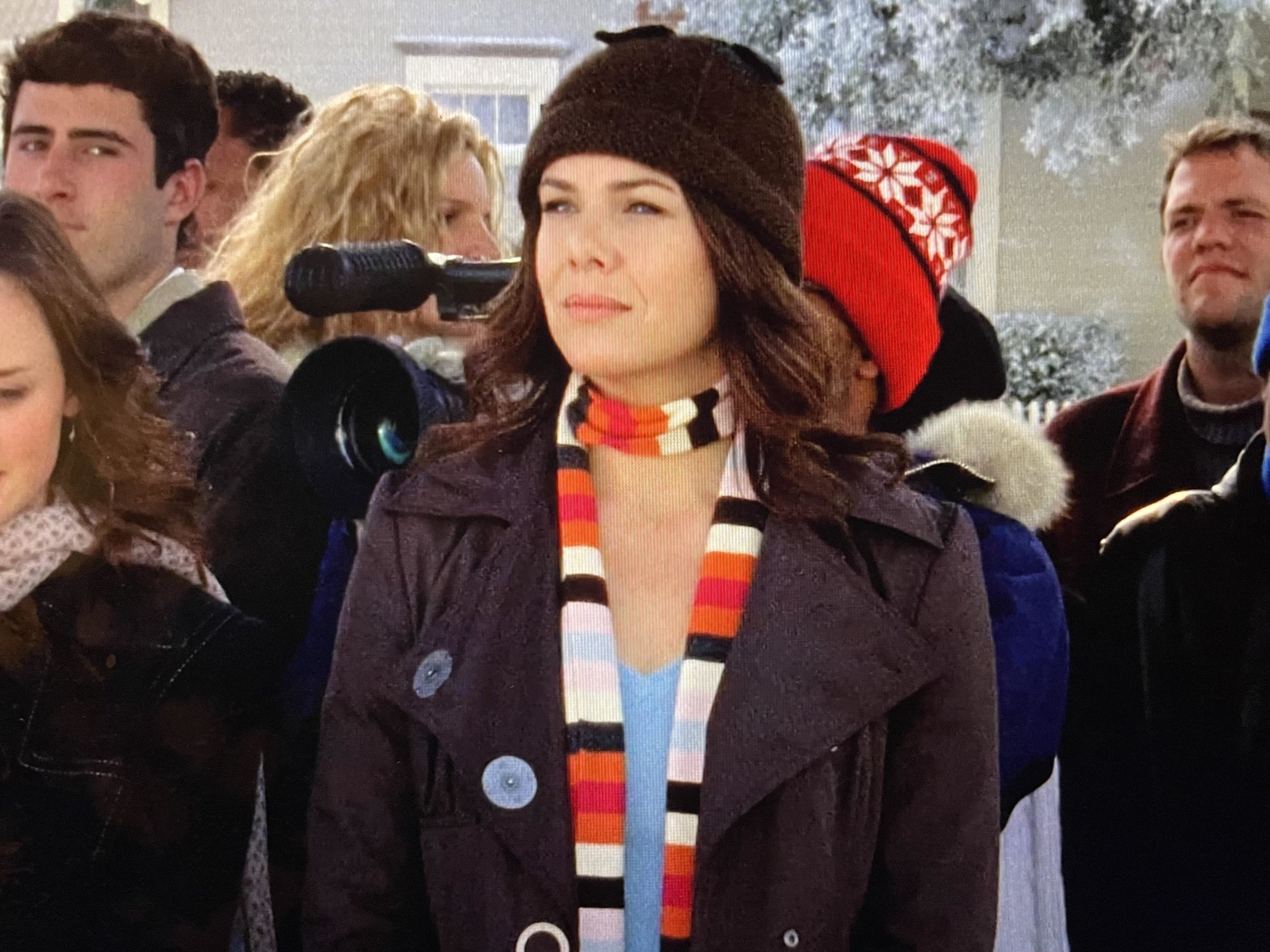 Lorelai Gilmore Outfits A Stylish Walk Through Stars Hollow Life Is